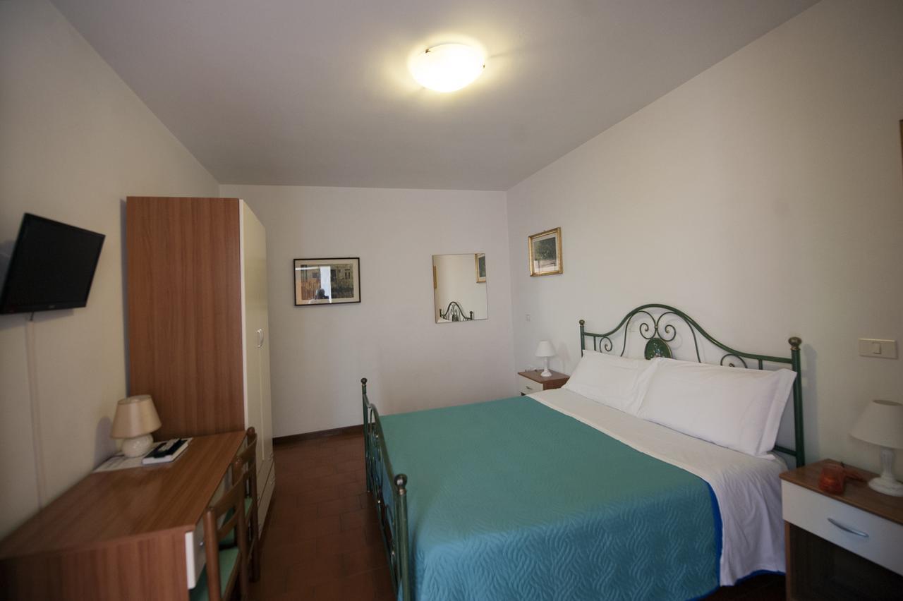 Athena 2* Spoleto